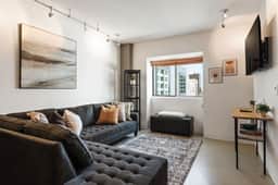 800 Brazos St. #1011