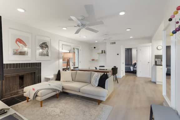 New Downtown Atx! 30 day plus! - Image 1