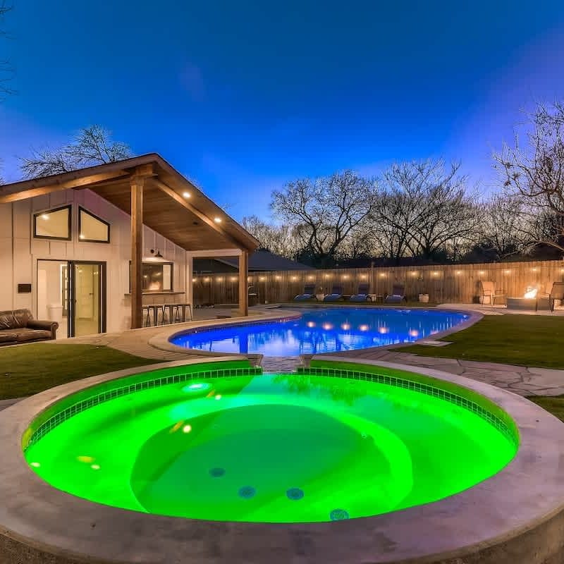 Family Relaxation: Private Pool & Spa with Games